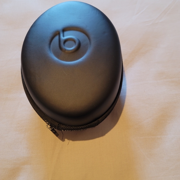 Headphones 🎧 - Picture 4 of 4